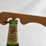 fa sörnyitó/wooden bottle opener