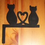 macskák összefonódó farokkal dekoráció fekete/cats with interwove tail decoration black