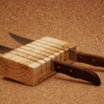 Fa késtartó/wooden knife holder
