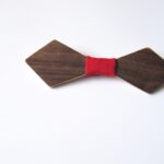 Fa csokornyakkendő piros/wooden bowtie red
