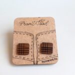 Diófa mandzsetta kockás mintával / Walnut wood cufflinks checkered
