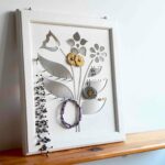 Virágos fali ékszertartó fából fehér/wooden jewel-stand with flowers for wall white