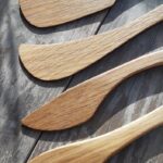 Vajazó kések tölgyfából / butter knives from solid oak wood