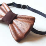 Tömör mahagóni csokornyakkendő barna anyaggal / Solid mahogany bowtie with dark brown fabric